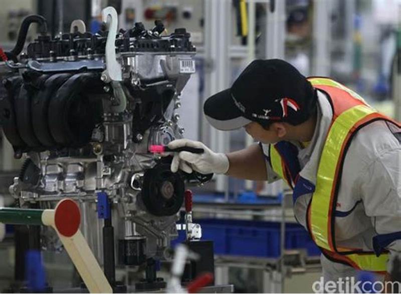 U.S. Manufacturing Industry Slows Sharply in April
